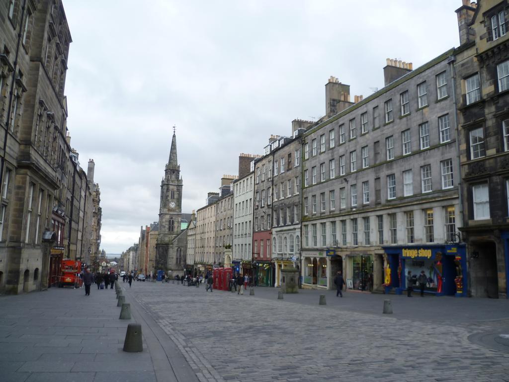 Апартаменты Clamshell Land - Royal Mile Эдинбург Номер фото